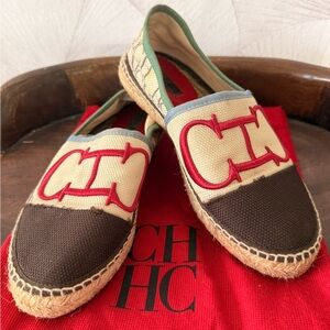 CH Carolina Herrera Monogram Espadrilles Size 38 Canvas Logo Flats